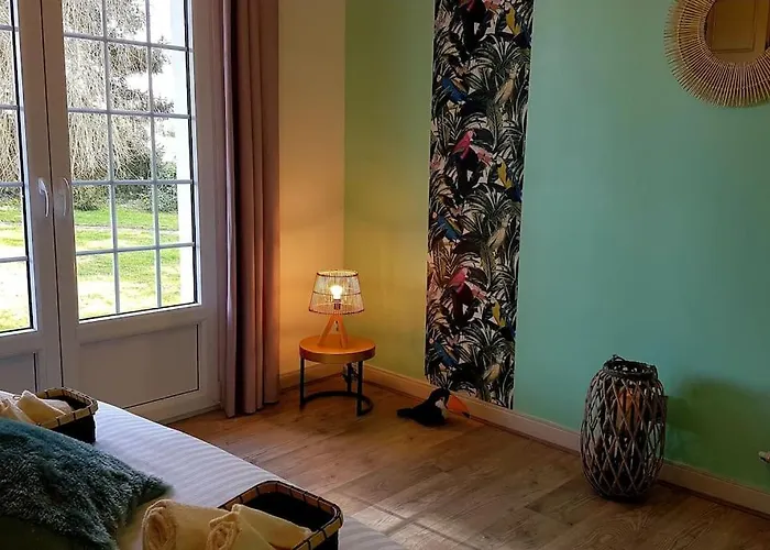 La Chatelaine 4 Epis فيلة Les Molières